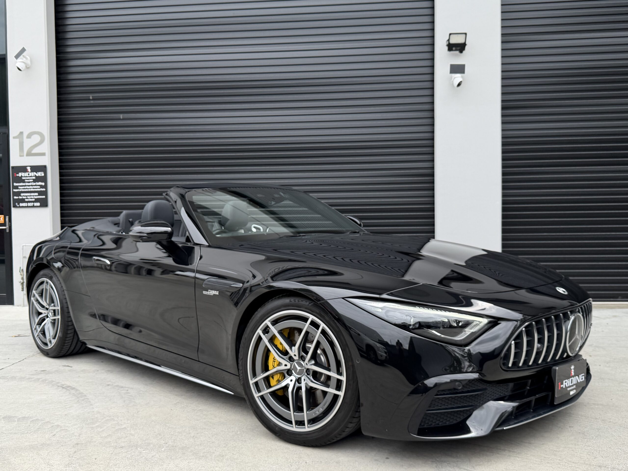 2022 Mercedes AMG SL43 photo
