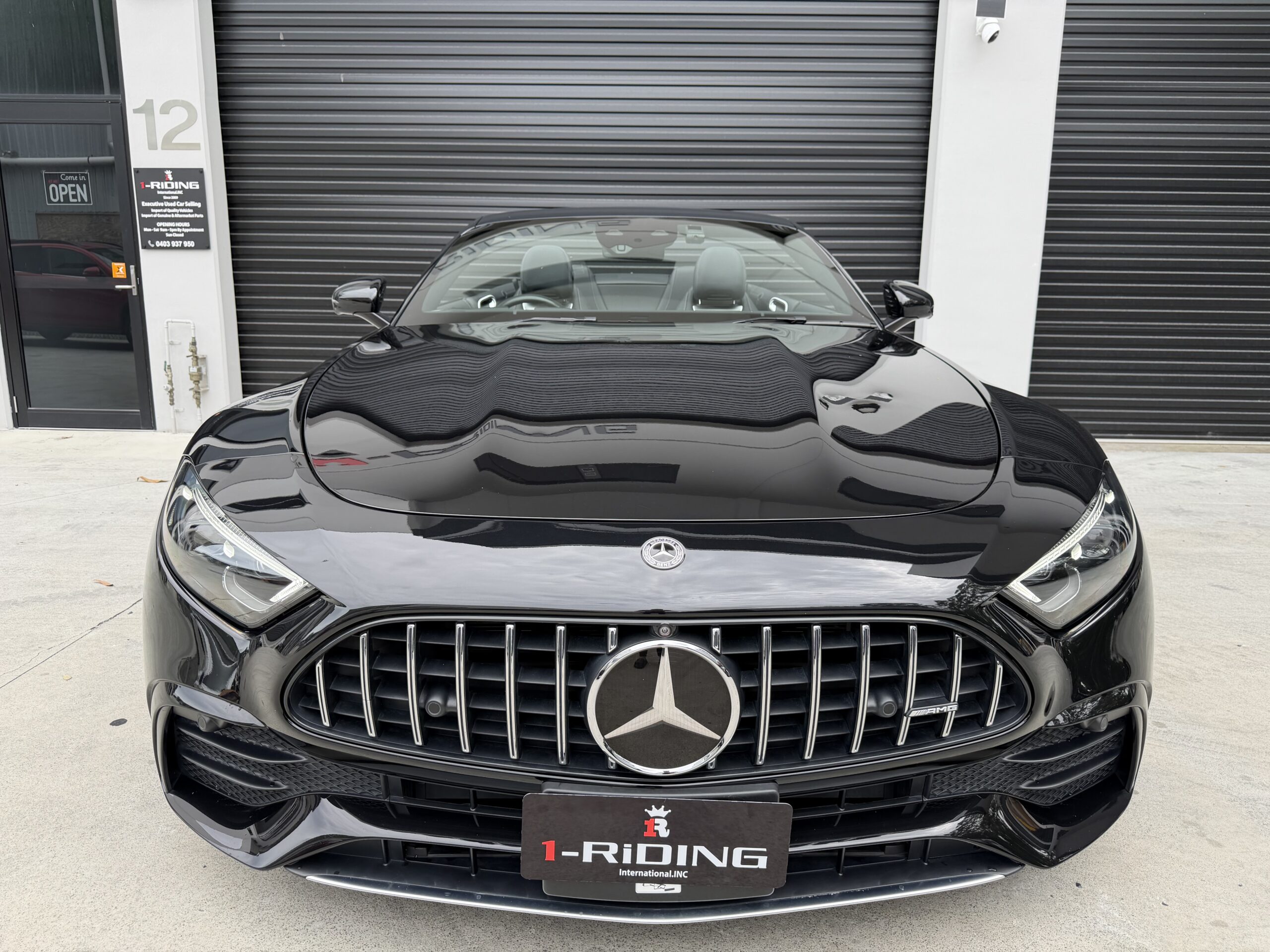 2022 Mercedes AMG SL43 photo