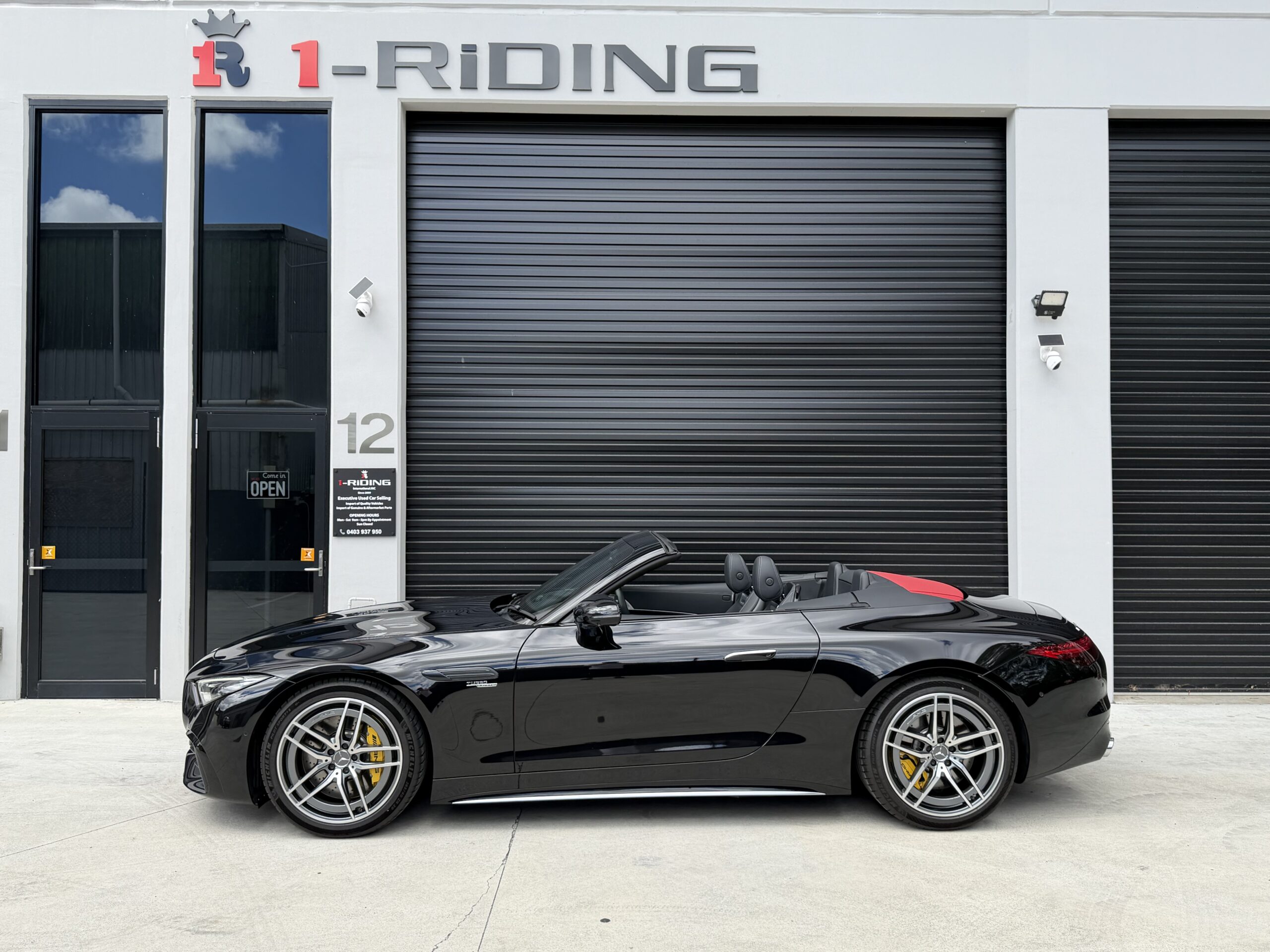 2022 Mercedes AMG SL43 photo