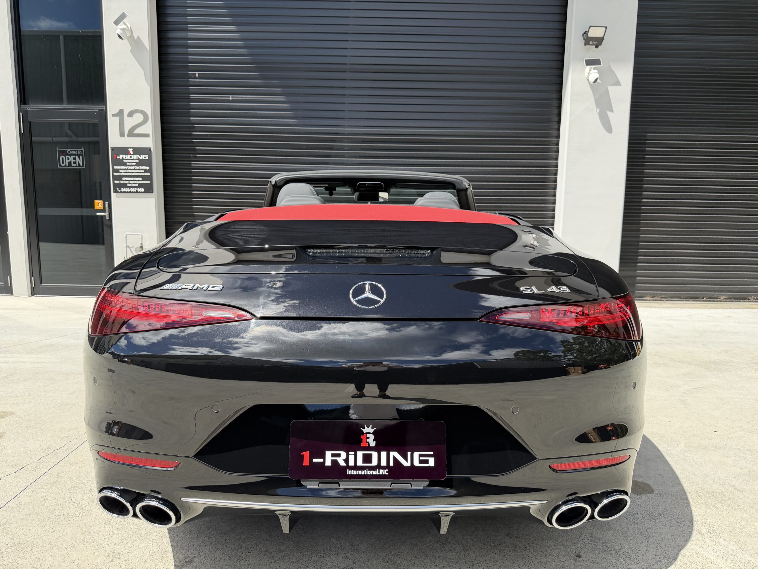 2022 Mercedes AMG SL43 photo