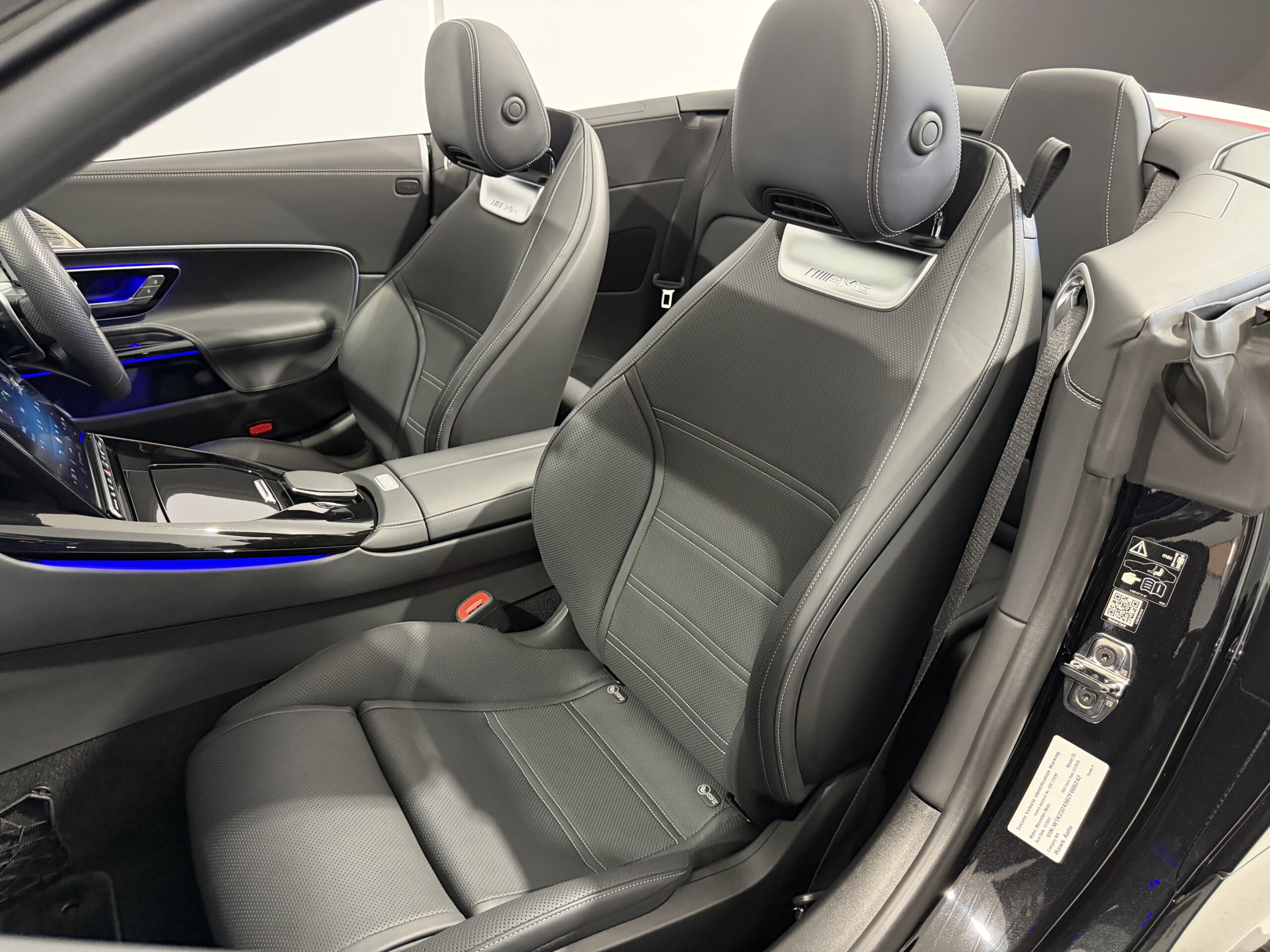 2022 Mercedes AMG SL43 photo