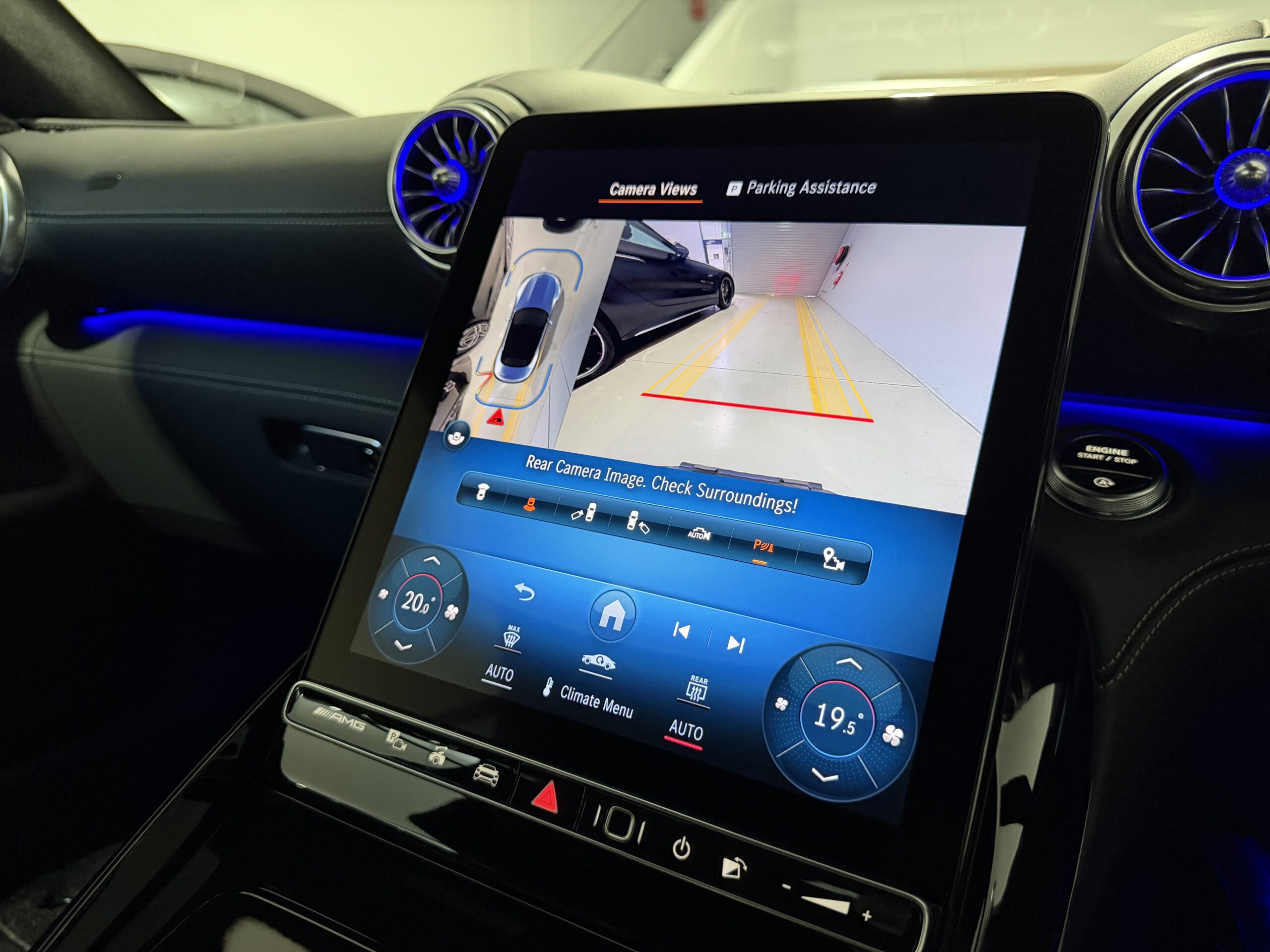 2022 Mercedes AMG SL43 photo